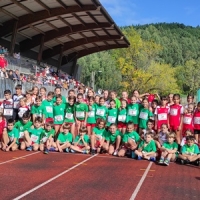 El miniatletismo de Elexalde dio el pistoletazo de salida a la temporada 23-24